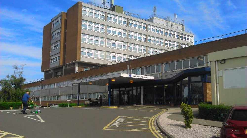 Should hospital get more parking? News Greatest Hits Radio (Devon)
